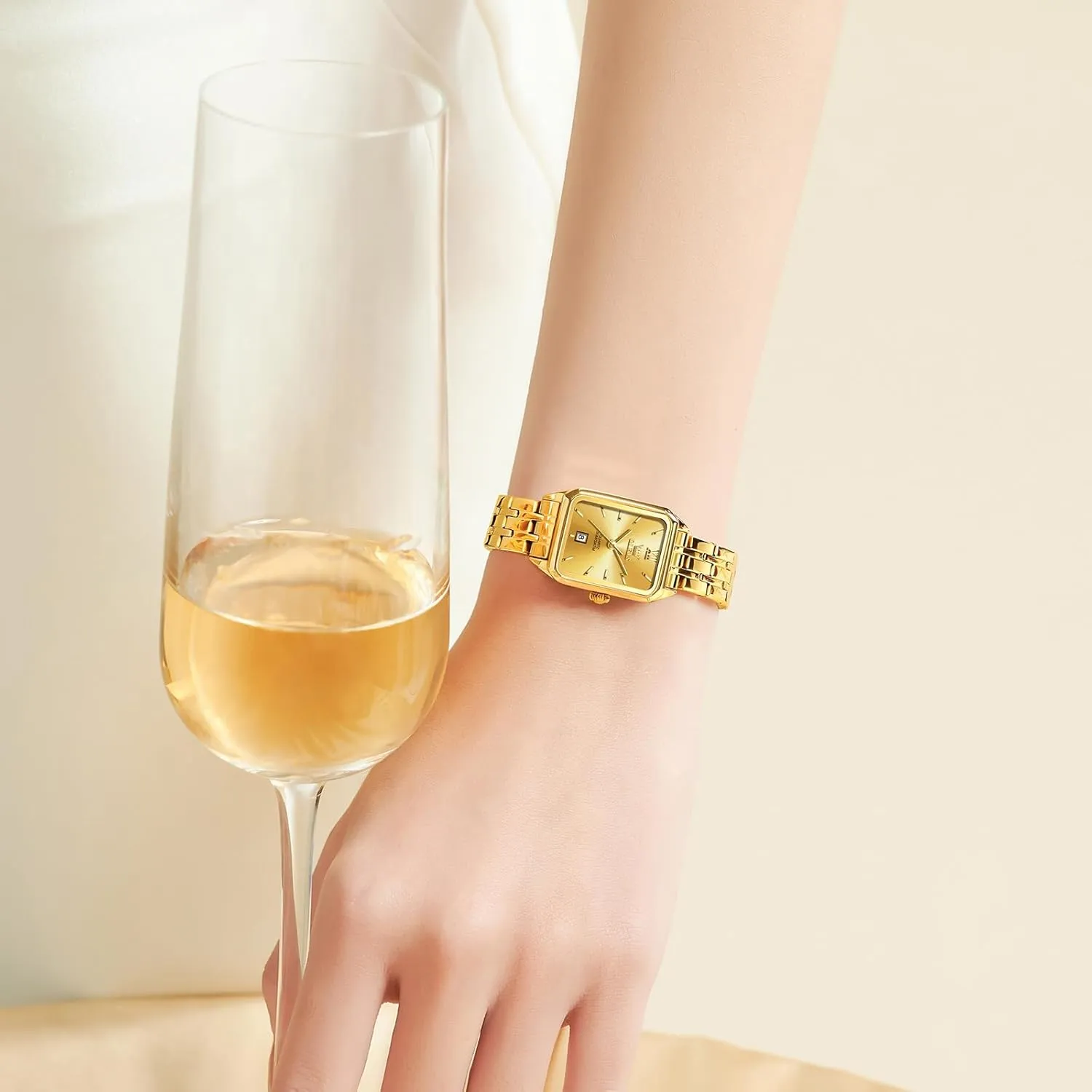 Analog Quartz Women Dress Watch, Fashion Calendar Date Waterproof Wrist Watch for Women OLEVS Women's Gold Stainless Steel Watch, Small Square Face Diamond Decorated viscera shrink saddle intrusion Ladies Watch, Luxury 