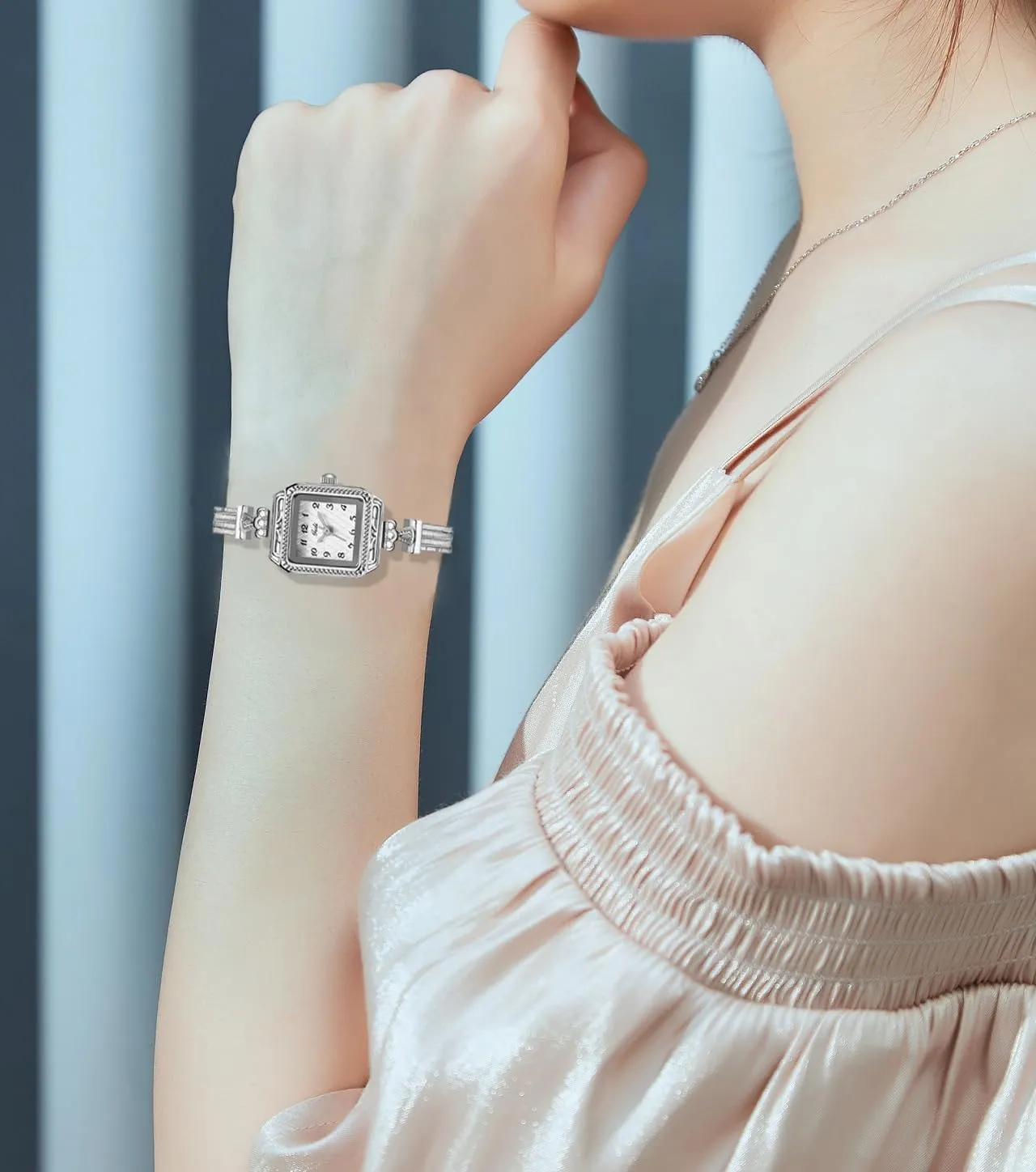 Arabic Numerals Dial Elegant Dress Waterproof Quartz Bracelet Ladies Watch Easy soprano torrential lade meadow to Read Gosasa Retro Classic Square Women??s Watch 