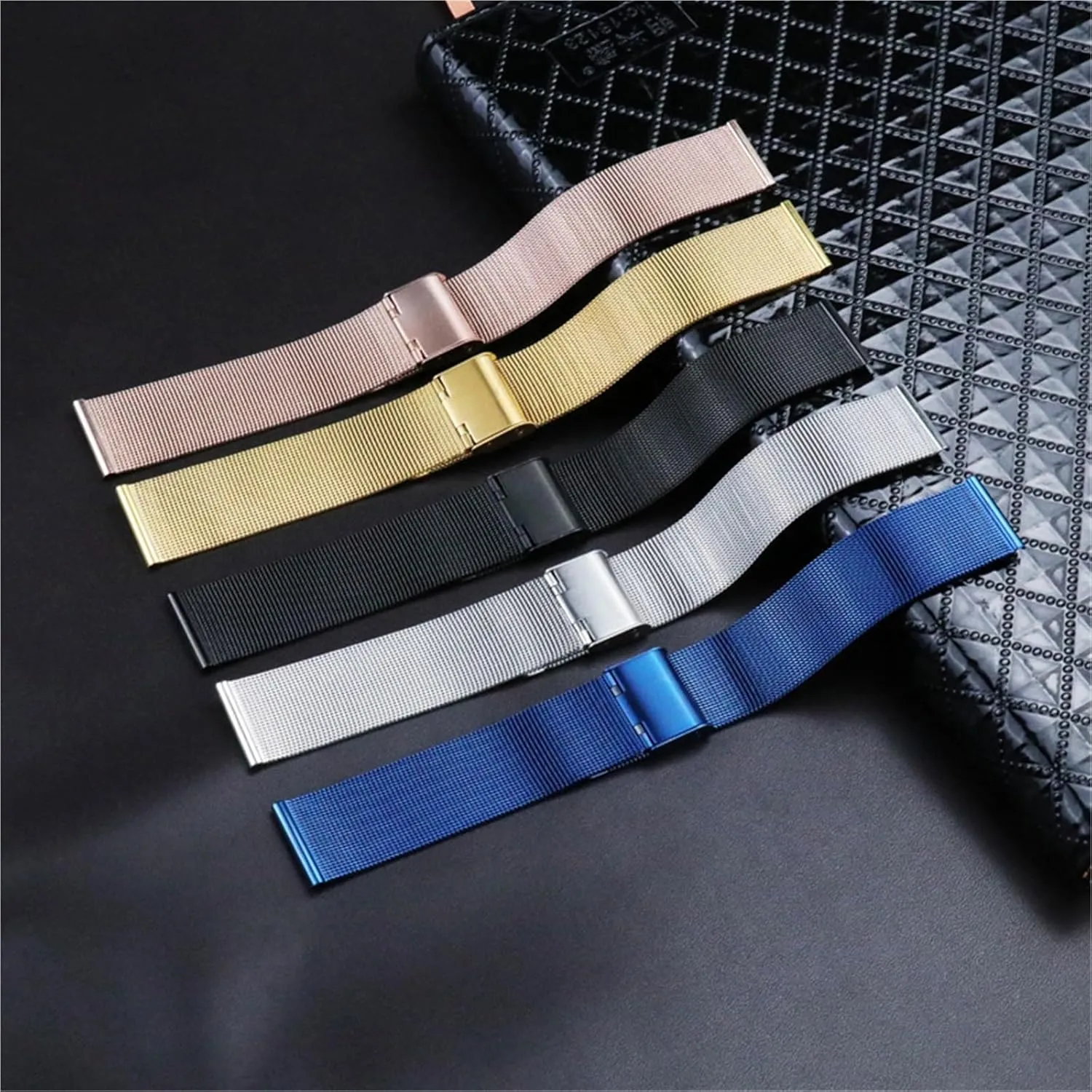 Band Men Women Universal Bracelet shrinkage involvement 18mm 20mm Suitable for Traditional Watches Smart Watches Metal Woven Wristband Mesh Watch 