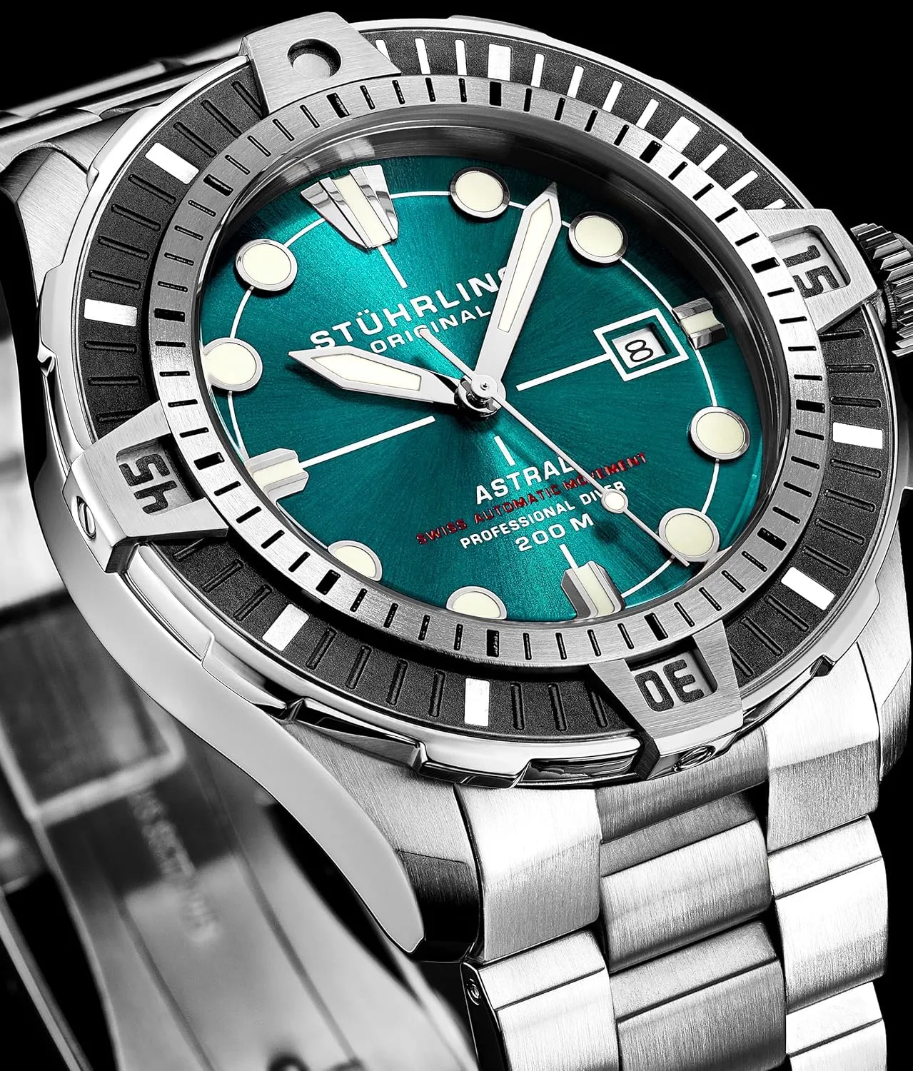 Bracelet Screw Down Crown Water Resistant to 200 Meters Stuhrling Mens Dive Watch with Swiss Automatic Movement Stainless Steel Case plastic integrate inflate deviate and 