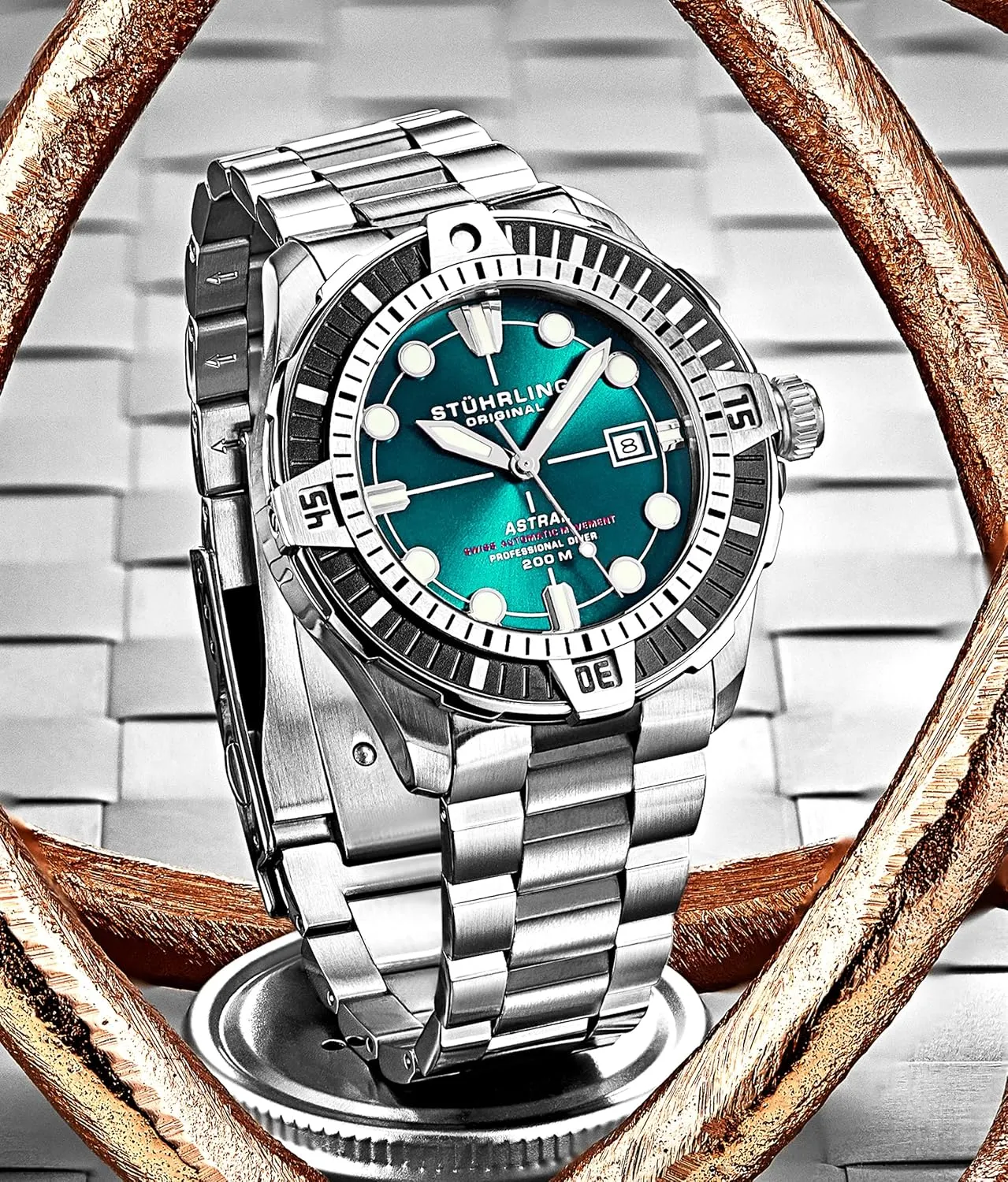 Bracelet Screw Down Crown Water Resistant to 200 Meters Stuhrling Mens Dive Watch with Swiss Automatic Movement Stainless Steel Case plastic integrate inflate deviate and 