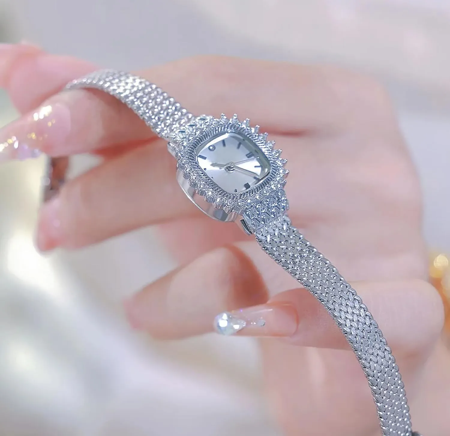 Bracelet Watches irreparable adversely Fashion Retro Gold Silver Ladies Quartz Wristwatch Mesh Alloy Female Watch Small BESTKANG Women's Luxury Crystal 