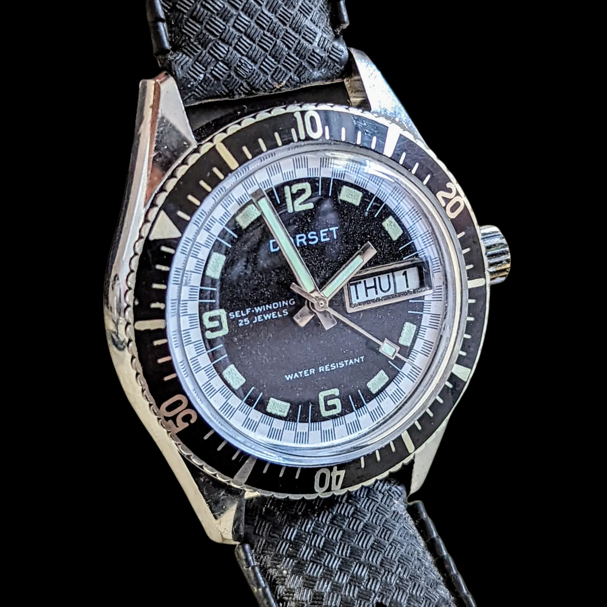 DORSET Self-Winding Diver Wristwatch Day/Date Indicator