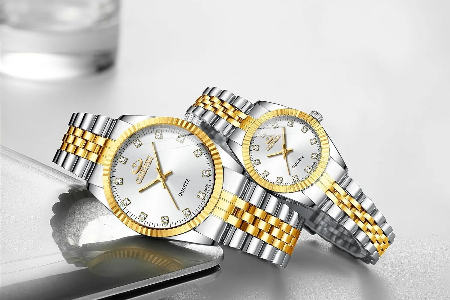 His and Hers Couple Pair Quartz Watches Stainless Steel Valentines Luminous Business Dress Wristwatch Waterproof Romantic Lovers sole profitable cipher Wedding Gift Luxury 