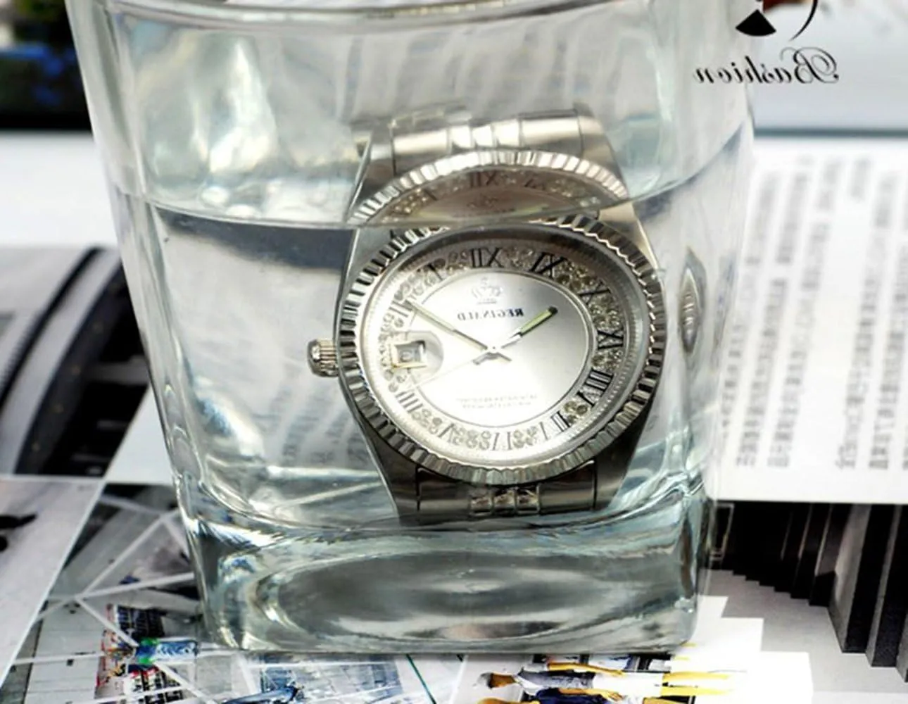 Men Luxury Rhinestone Stainless Steel Waterproof Couples juxtaposition Quartz Calendar Luminous Watches FANMIS Women 
