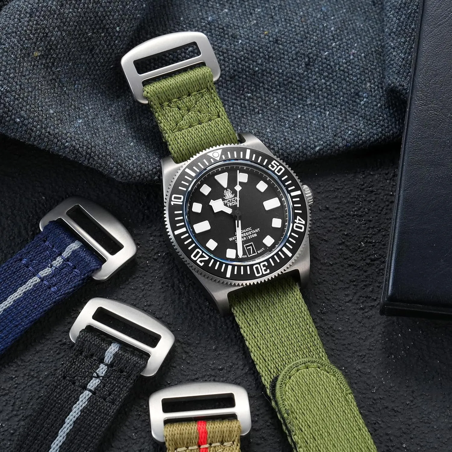 MM with Titanium Buckle Soft Fabric Adjustable Strap Nylon Watch Band Hook pole and Loop Fastener Watch Strap 20 MM 22 