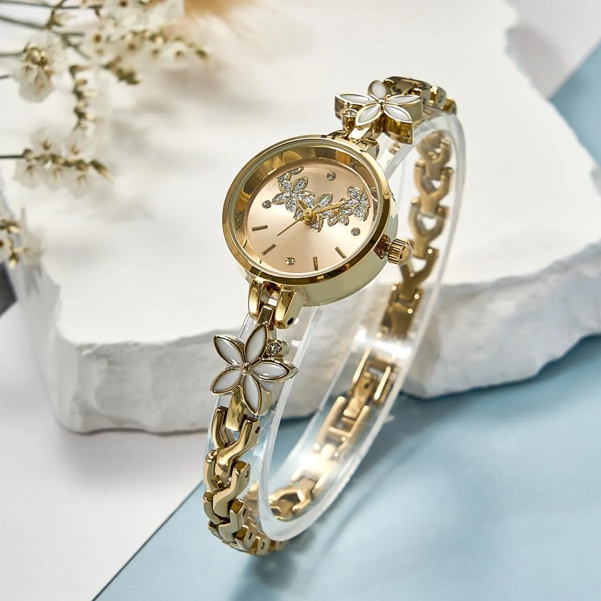 Round Bracelet Watch Chain Waterproof Simple Fashion implementation tertiary minuscule manage onset Ladies Dress Quartz Wristwatch CARLIEN Womens Luxury Floral Textured Rhinestone 