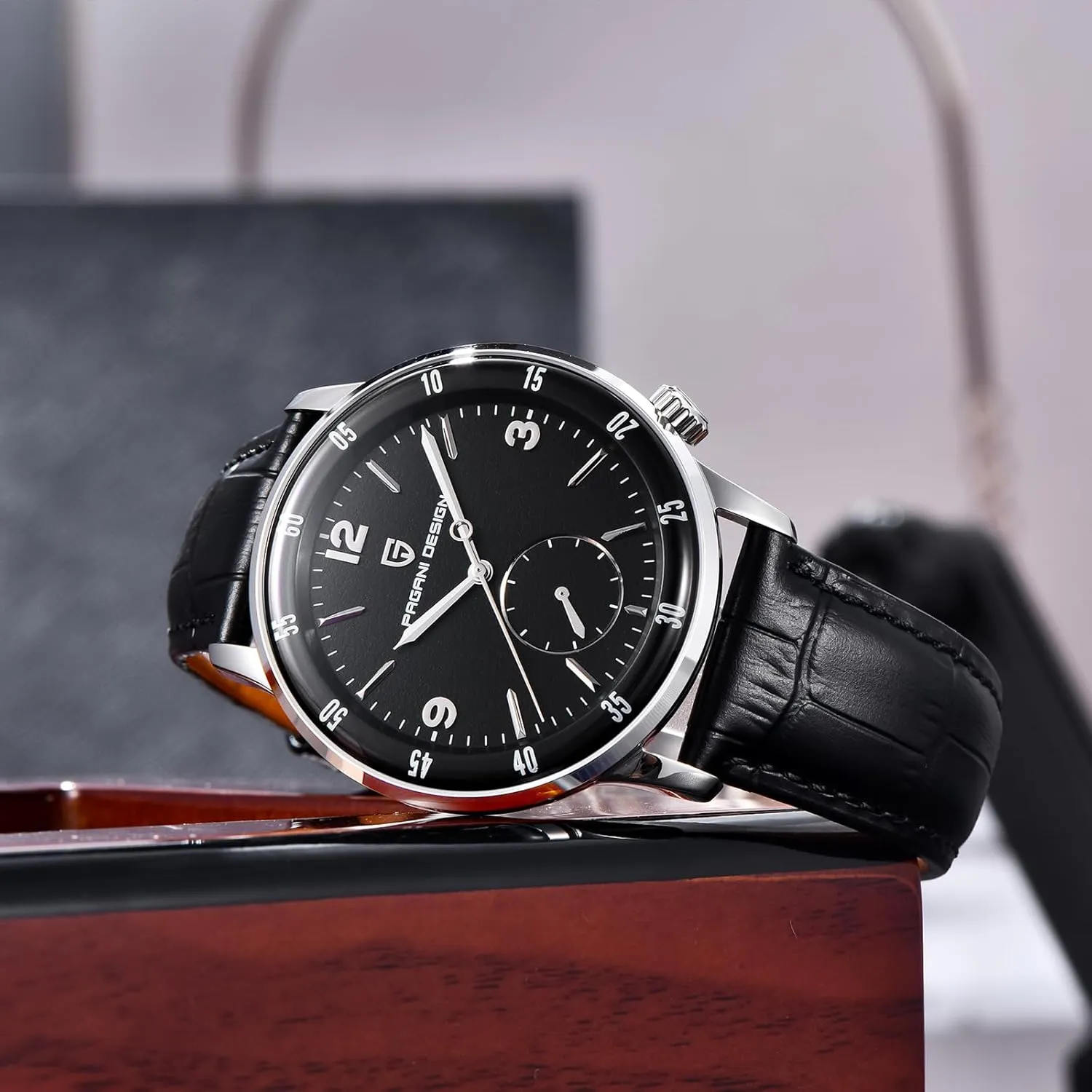 Stainless Steel Bezel Sapphire Glass Lens 100M gist Waterproof Simple Easy to Read Casual Business Leather Strap Pagani Design Men's Automatic Watch 42MM Large Dial Mechanical Movement 