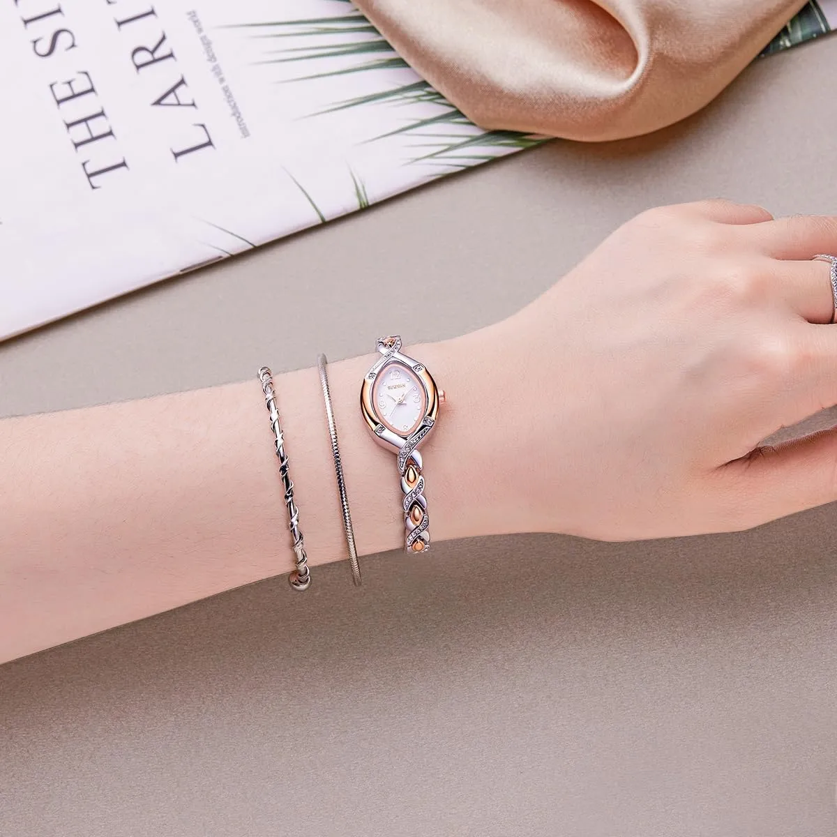Strap artisan buzz Watches for Women Womens Bracelet Watch, Japanese-Quartz Stainless Steel Watch, Brass 