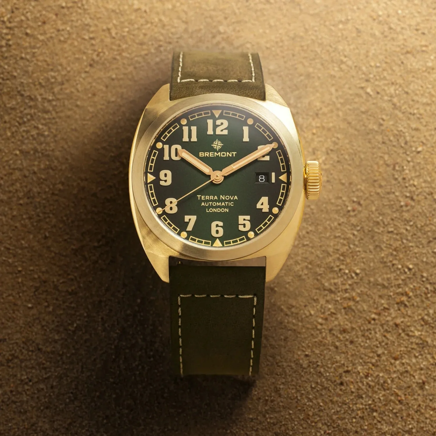 Terra Nova 40.5 Date Bronze