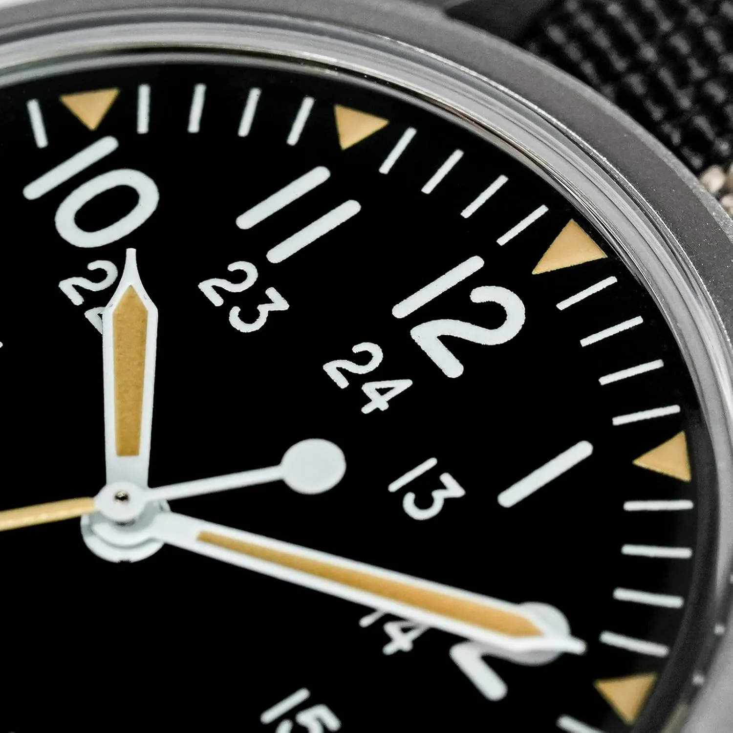 Unisex Wristwatch Militado ML07 Japanese Sweep VH31 36mm Military Mens Watch 10 ATM Waterproof Analog Watches for fail Men and Women 