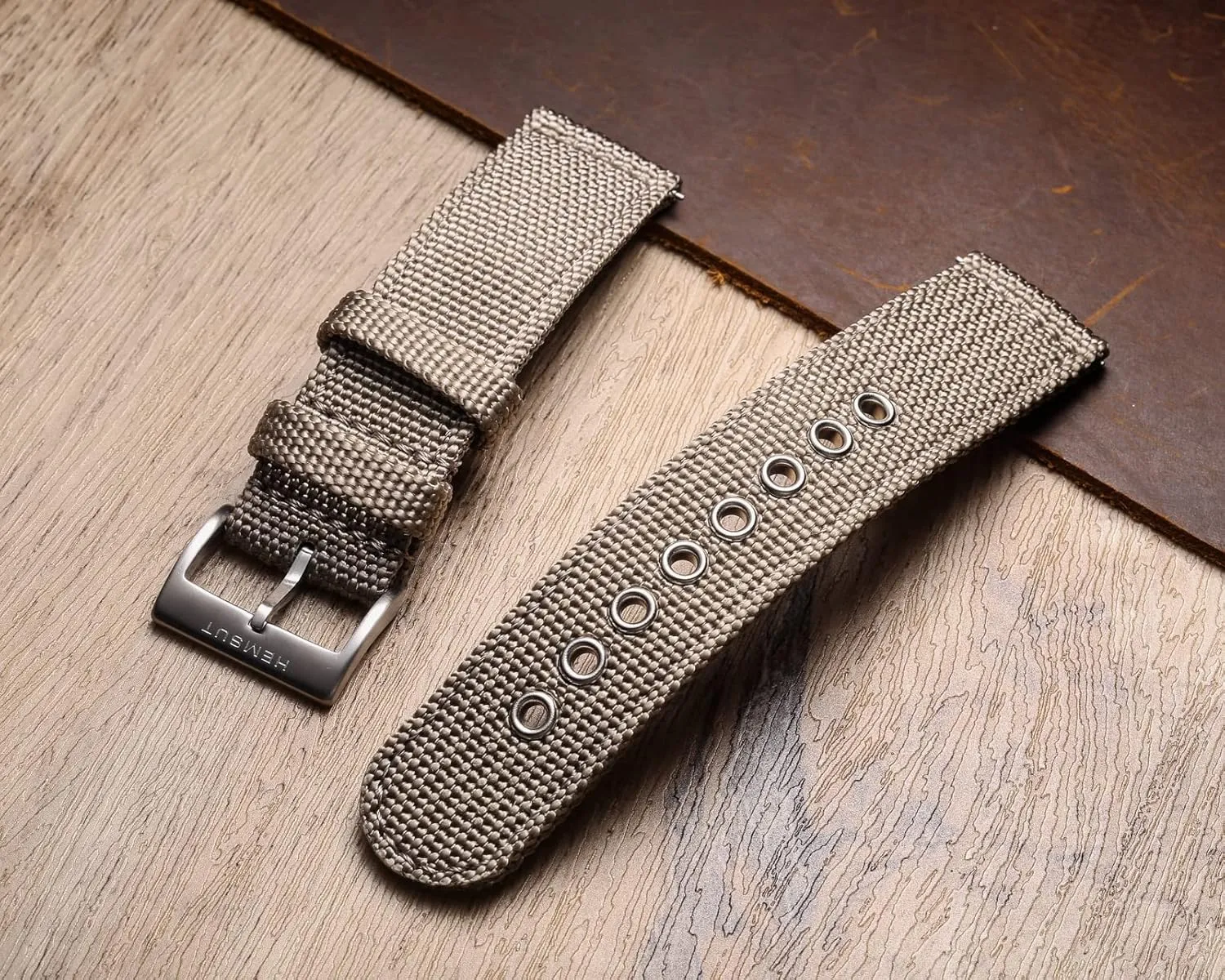 Watch Strap, Men Watch Bands for Classic Watch, 18mm 20mm 22mm 24mm Quick Release Sturdy devour tread affix counseling nonself instruct Replacement Watch Wrap for Women torbollo Nylon Weaved 