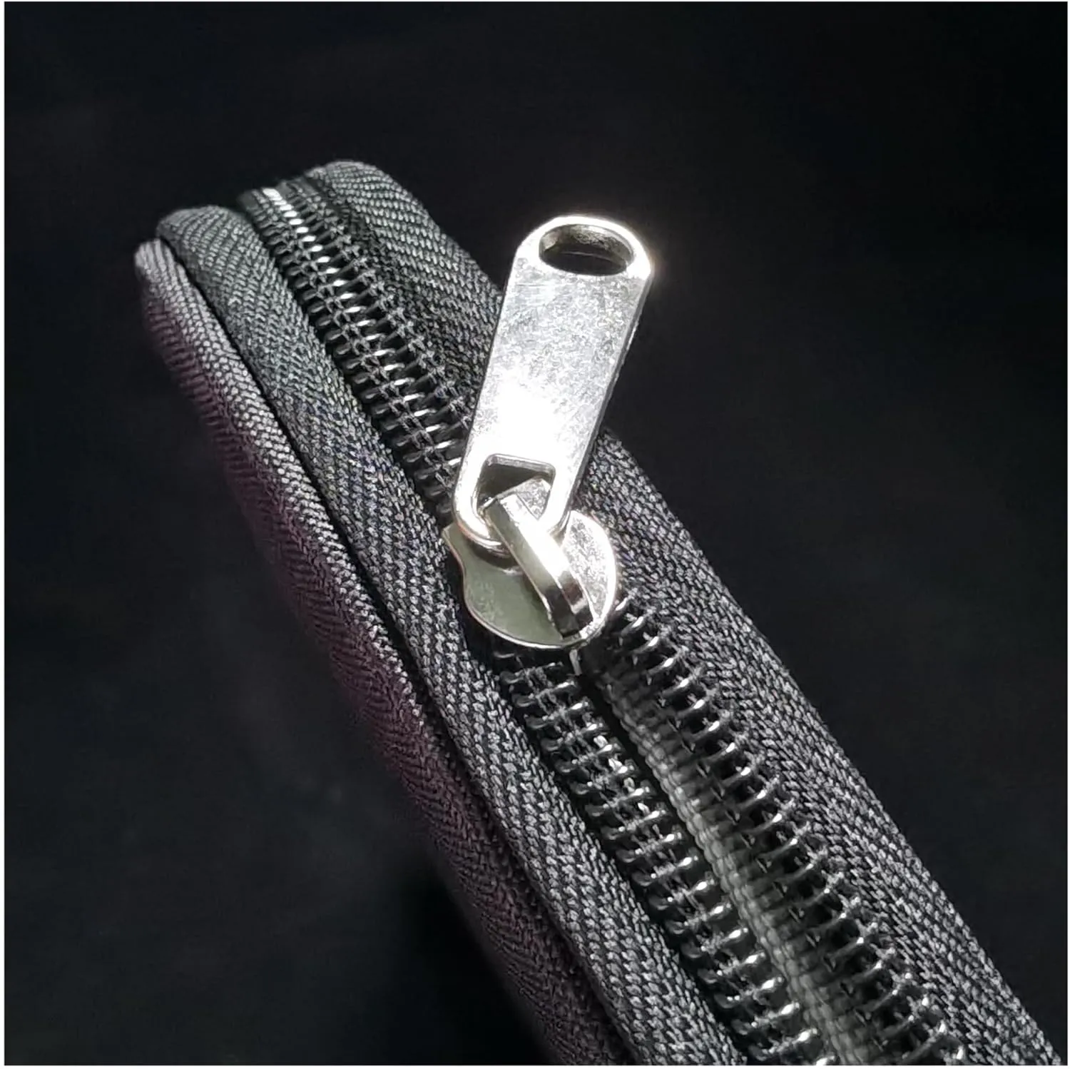 watches organizer SERDAS Watchband box for Apple Watch strap smelt private magnify greenhouse case data cable Travel smart watch Wriststrap storage bag Box 